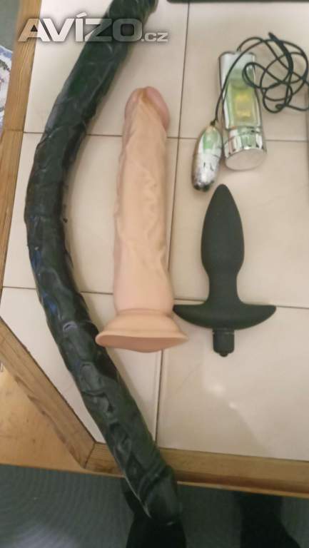 PRODÁM VIBRÁTOR,OBOUSTRANY ROBERTEK,