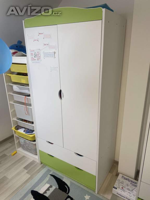 Dětská skříň 180 cm  ZELENA, PC 8900KČ