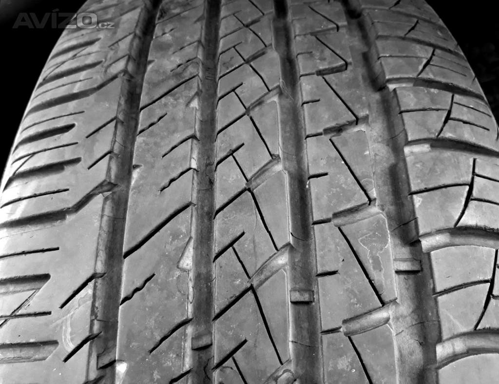 Sada pěkných letních pneu 235/50 R18 Pirelli 