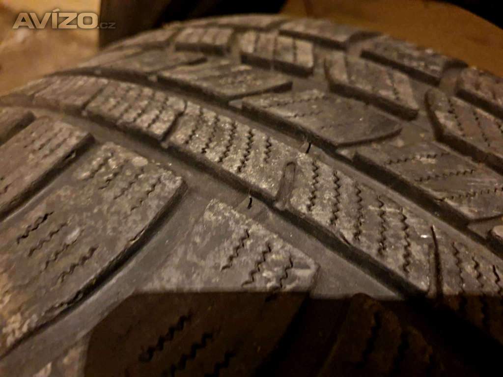 Foto inzerátu PNEU 245/50/18,ZIMNI,2KS,WINGUARD SPORT,VZOREK 6MM STRED-4MM KRAJE