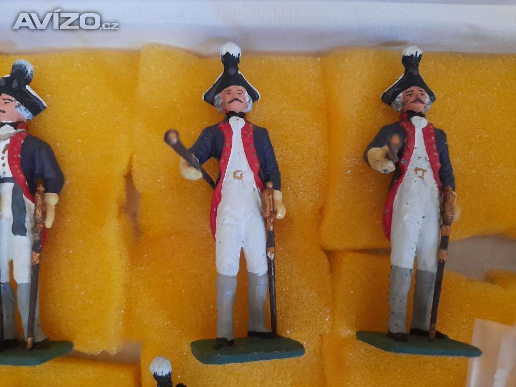 Foto inzerátu cínoví vojáčci