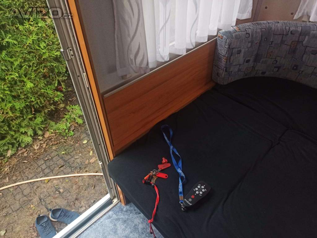 Foto inzerátu Obytný přívěs karavan WILK - S3 (510) pro 4 osoby