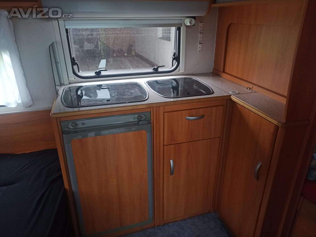 Foto inzerátu Obytný přívěs karavan WILK - S3 (510) pro 4 osoby