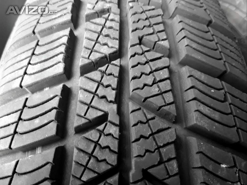 Foto inzerátu Po 2ks zimních pneu 185/65 R15: