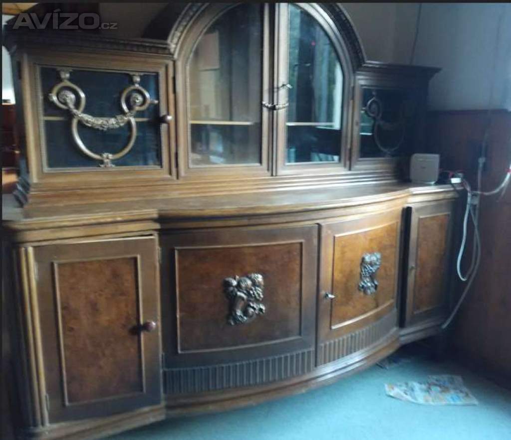 Foto inzerátu Sekretář starožitný.