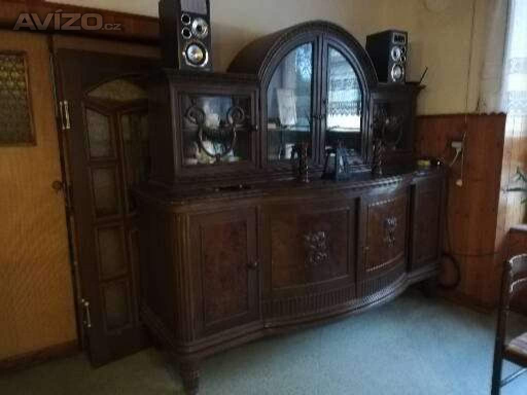 Foto inzerátu Sekretář starožitný.