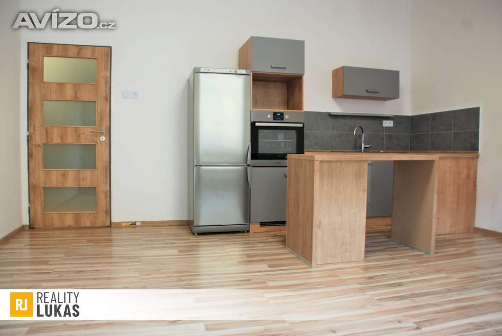 2+kk Poděbradova, Moravská Ostrava, 57 m2, cihla