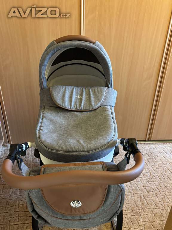 Foto inzerátu Kočárek TAKO - jako nový