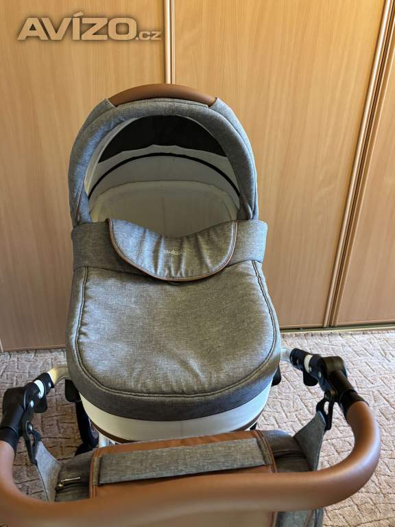 Foto inzerátu Kočárek TAKO - jako nový