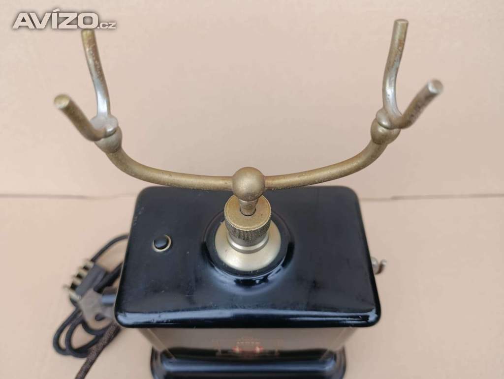 Foto inzerátu Krásný velmi starý dánský telefon JYDSK