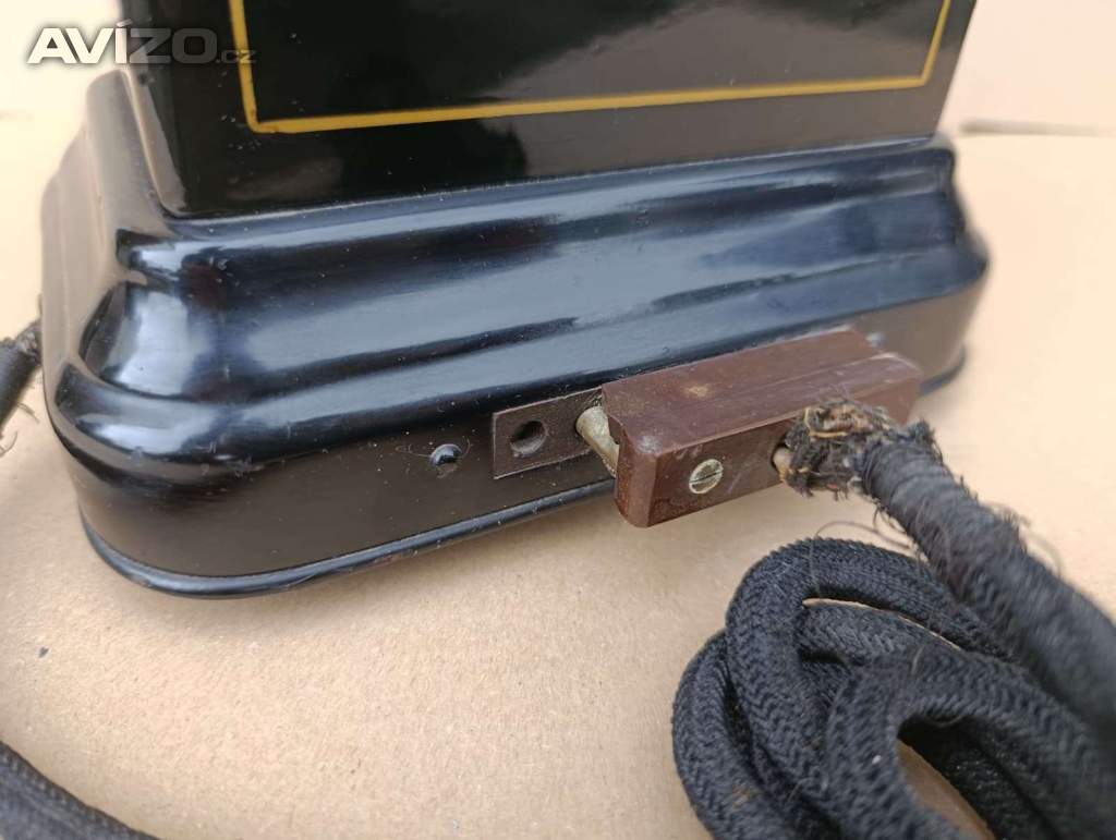 Foto inzerátu Krásný velmi starý dánský telefon JYDSK