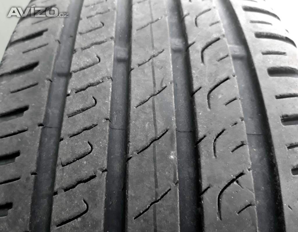 Koupím pneu 235/40 R19 nebo 255/35 R19.
