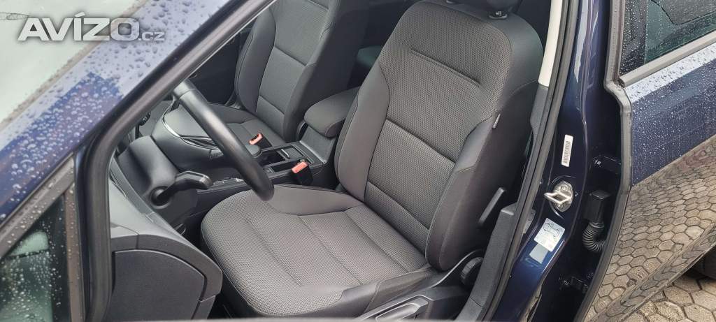 Foto inzerátu VW Golf Variant 1,4 TSi 90kW benzín Comfortline