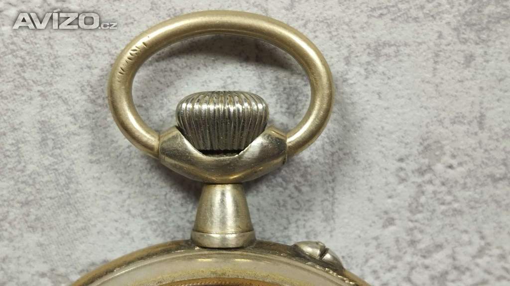 Foto inzerátu Monstrózní staré kapesní hodinky s lokomotivou, 66mm, 202g