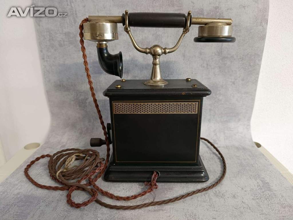 Historicky telefon na kliku cca 1920-1930 do sbírky, dekorace