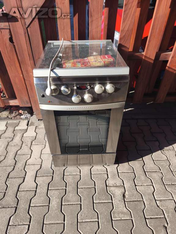Plynový sporák 