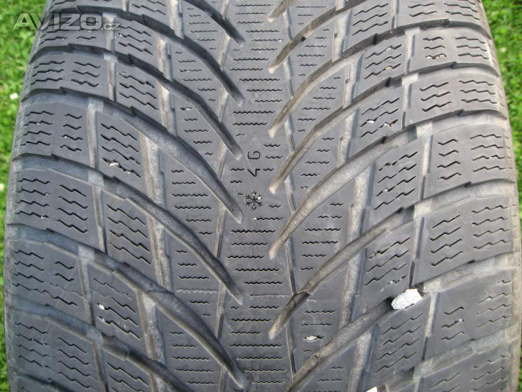 PRODÁM ZIMNÍ PNEU 245/40R18 NOKIAN WRSnowproof P 97V 2x