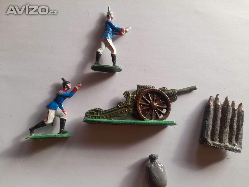 Foto inzerátu Cínové figurky - rytíři .7.letá válka a další vojáčci