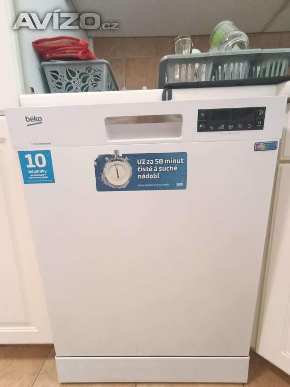 Myčka nádobí Beko 60cm,14sad,top stav 