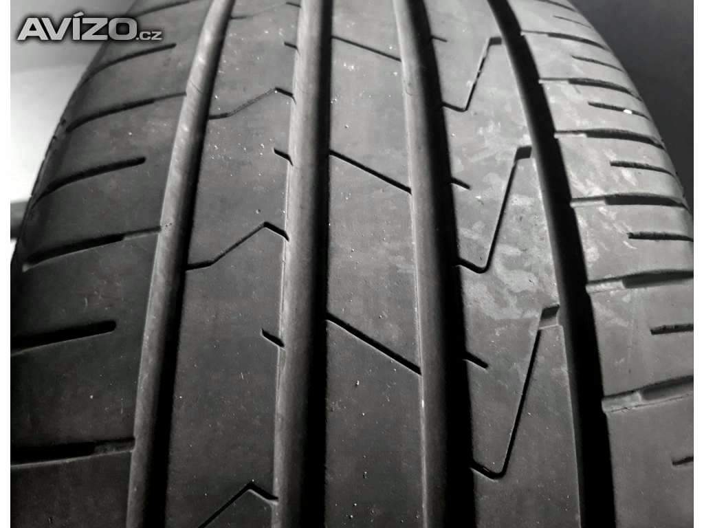 Sada zánovních letních pneu 225/55 R16 99W Hankook
