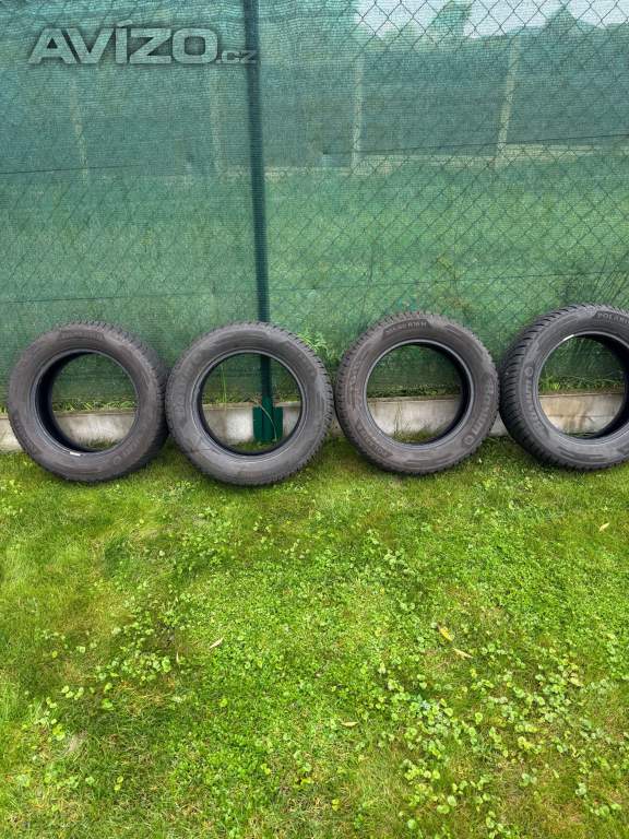 PRODÁM ZIMNÍ PNEU 205/60 R 16, BARUM POLARIS, hloubka dezénu 7 mm