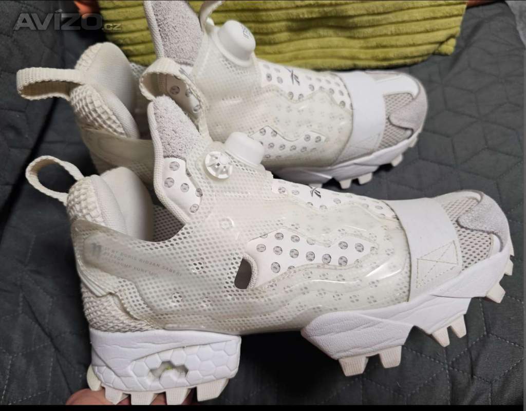 Boty Reebok LTD 11 BY BORIS BIDJAN SABERK INSTAPUMP FURY MID UNISEX -