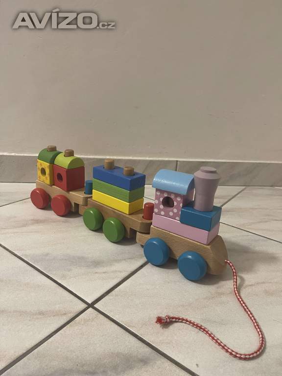 Foto inzerátu Dřevěné vláčky s kostkami Woody.
