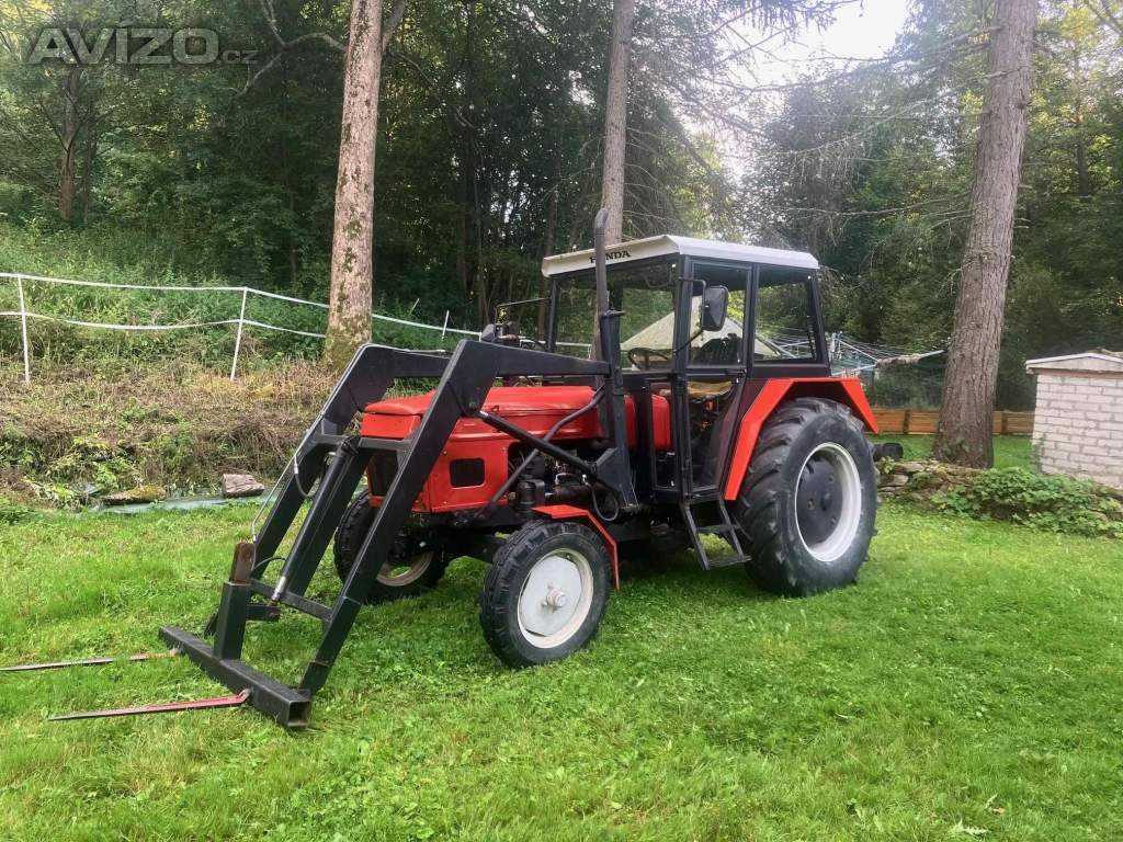 Traktor Zetor 5511