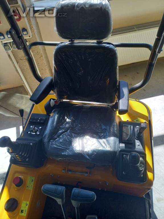 Foto inzerátu PÁSOVÝ MINIBAGR G 20 SE PRO !!SLEVA 152 000,- Kč NA POSLEDNÍ KUS!!