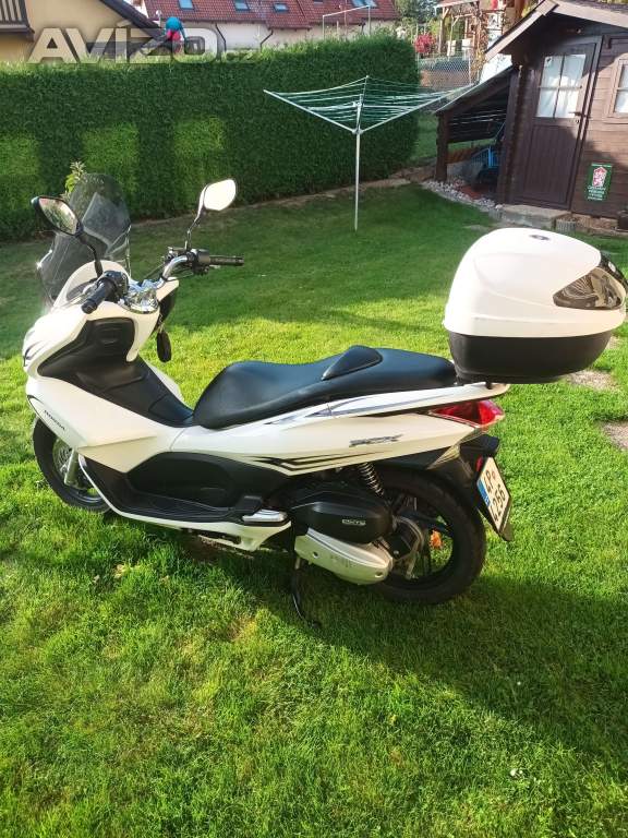 Prodám skútr Honda PCX 125