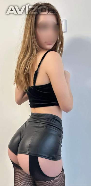 V ÚTERÝ 8-22.H/ SEXY KARIN 20.LET MLADA PEVNÁ BRUNETKA-ESCORT MOŽNÝ 