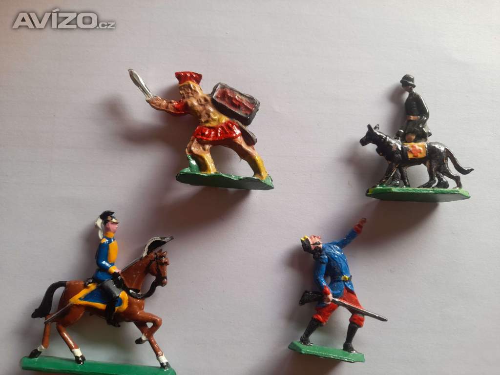 Foto inzerátu cínoví vojáčci