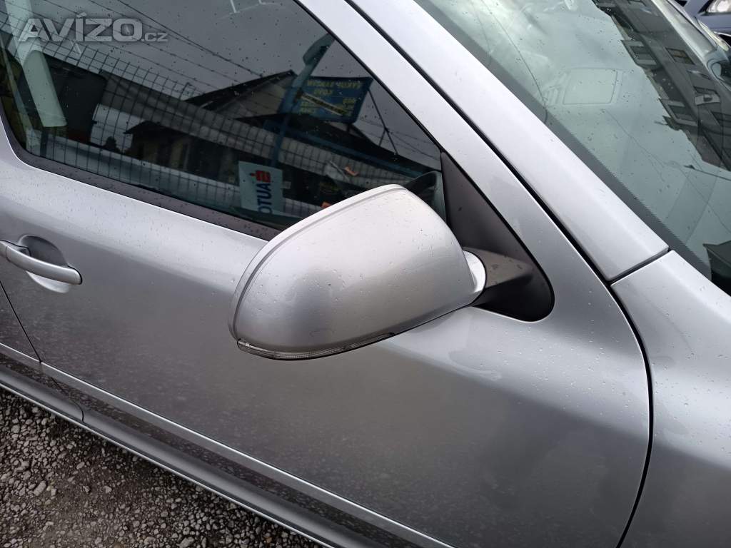 Foto inzerátu Škoda Octavia Combi 1,6TDI Elegance NAVI 