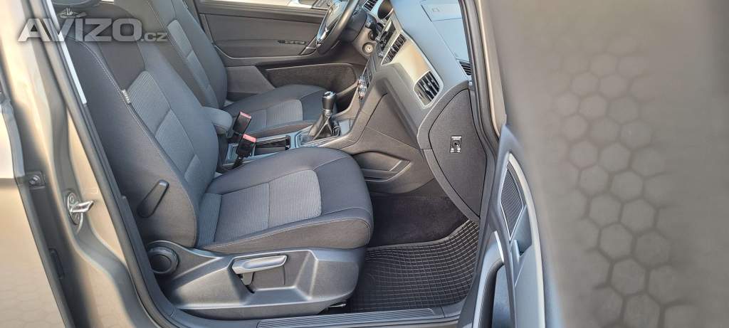 Foto inzerátu VW Golf Sportsvan 1,2TSi 63kW benzín Comfortline