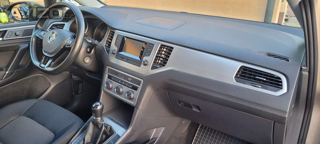 Foto inzerátu VW Golf Sportsvan 1,2TSi 63kW benzín Comfortline