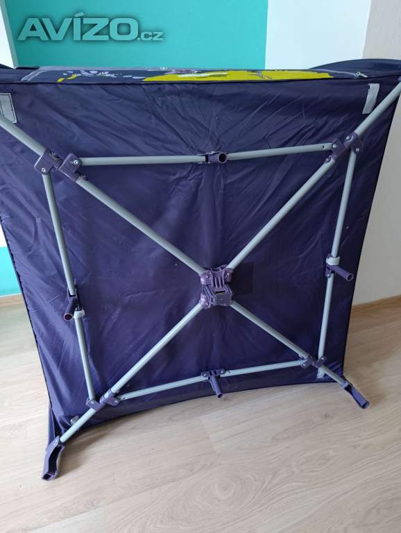 Foto inzerátu Dětská cestovní ohrádka 