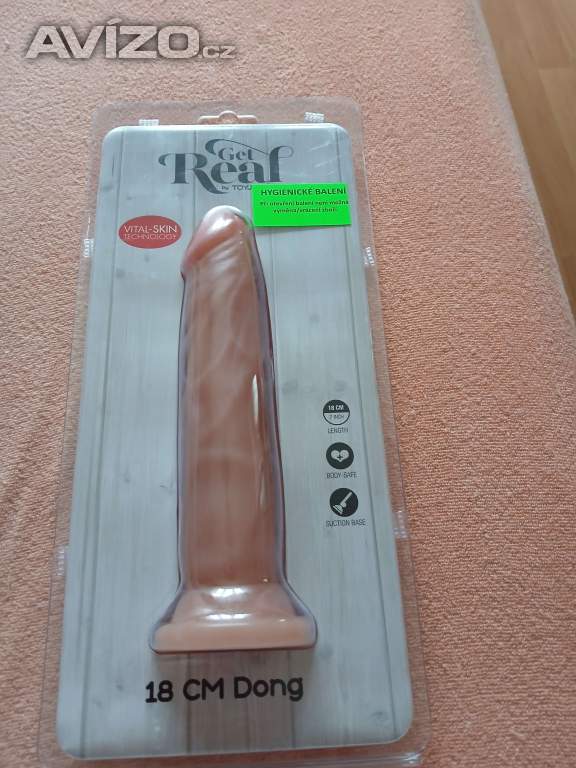 Realistické dildo s přísavkou 