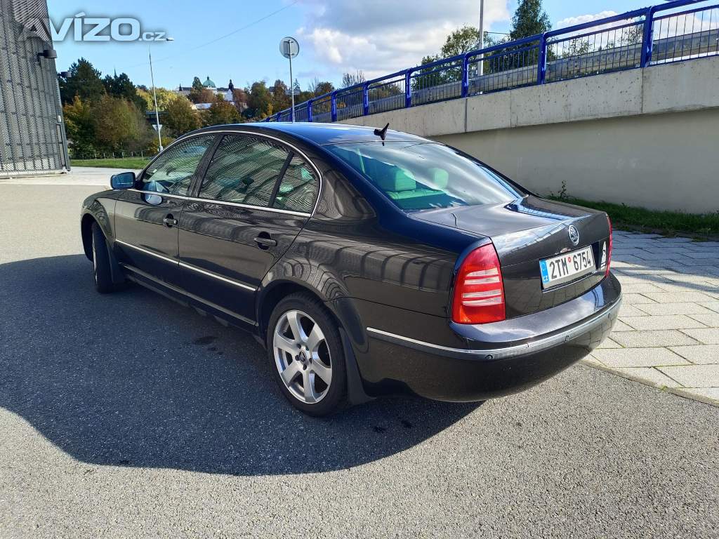 Škoda Superb 2.8 V6 manuál/kůže/tempomat/navi