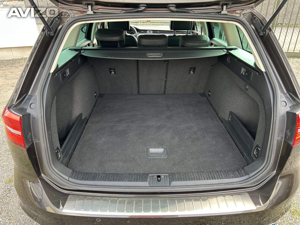 Foto inzerátu VW PASSAT B8 2.0TDI 110KW COMBI 111TKM HIGHLINE ČR DPH KŮŽE