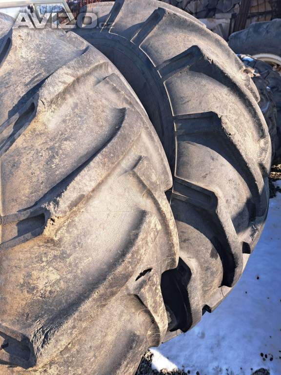 Foto inzerátu Zadní kola zetor uřI