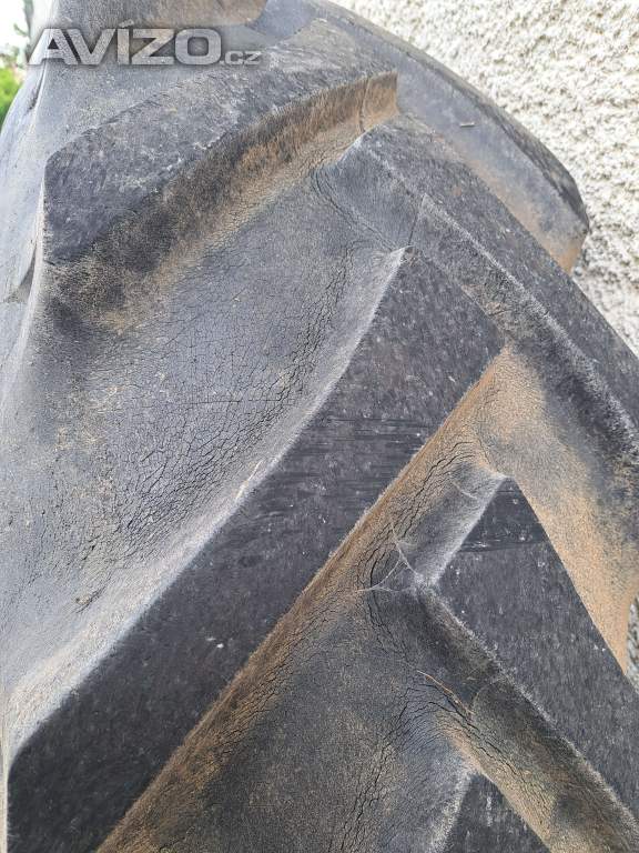 Foto inzerátu Zadní kola zetor uřI