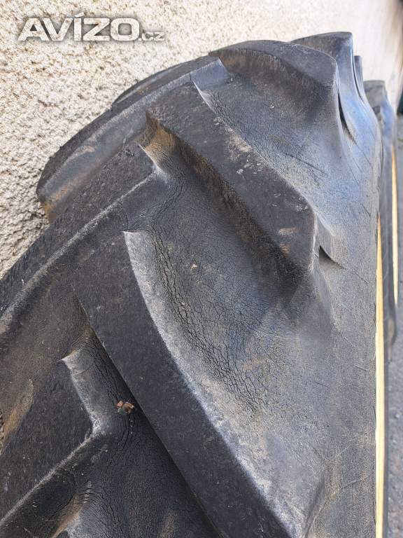 Foto inzerátu Zadní kola zetor uřI