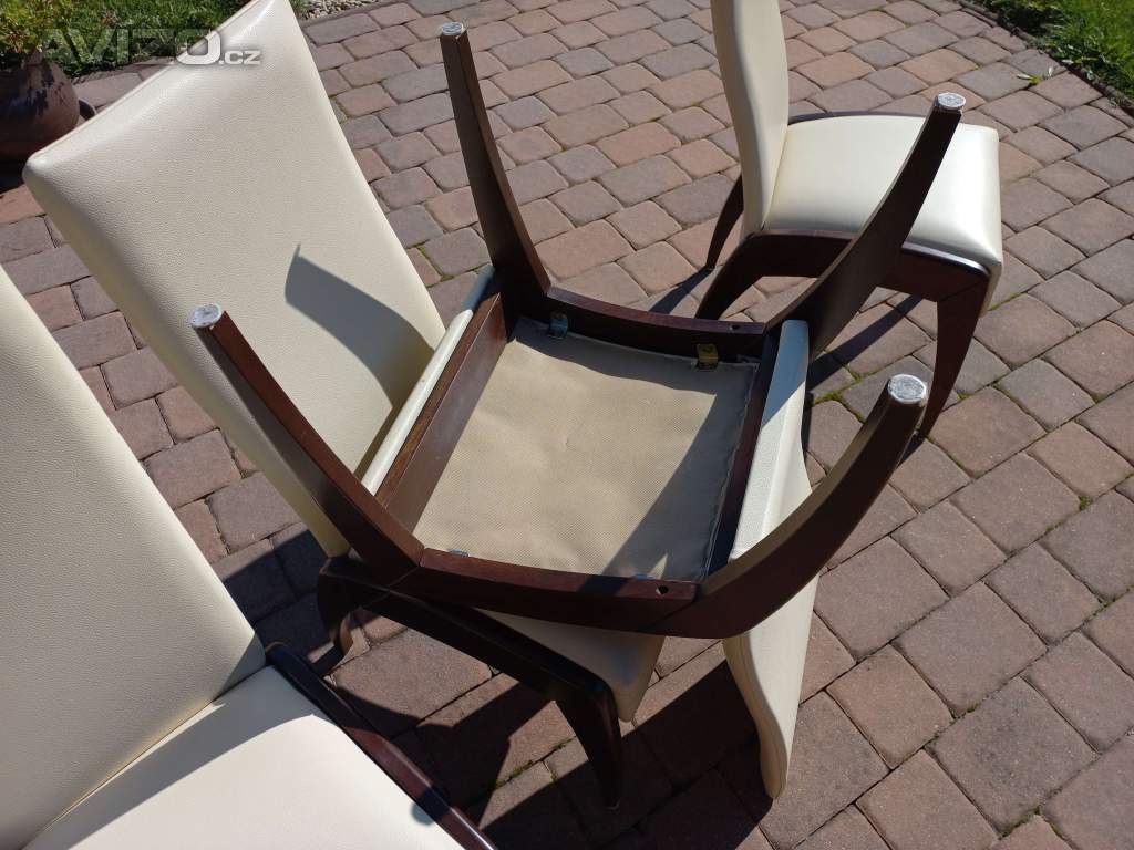 Foto inzerátu Židle čalouněné pěkné