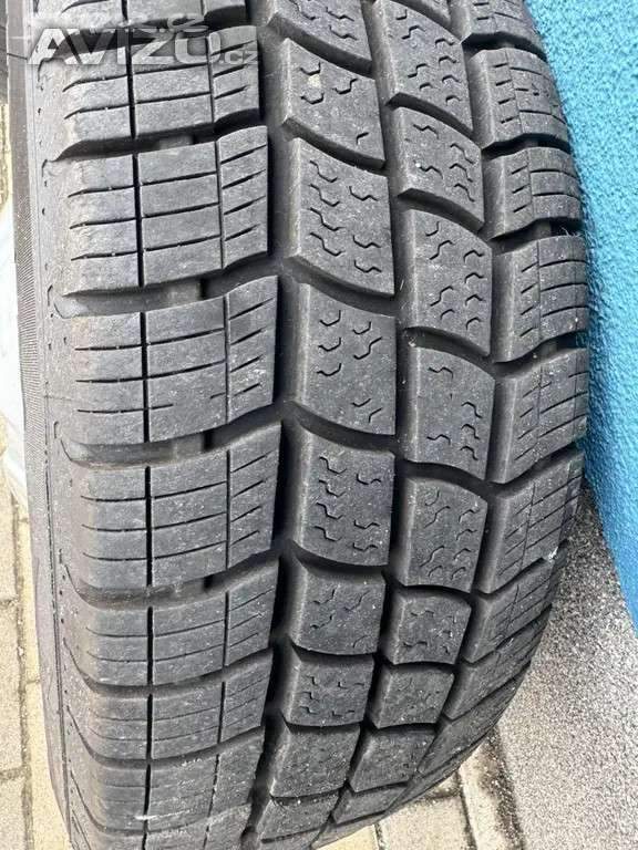 Pneu obytný vůz FORD