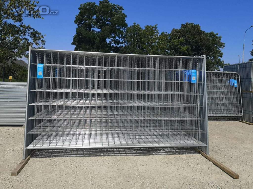 Foto inzerátu Mobilní oplocení 150 M
