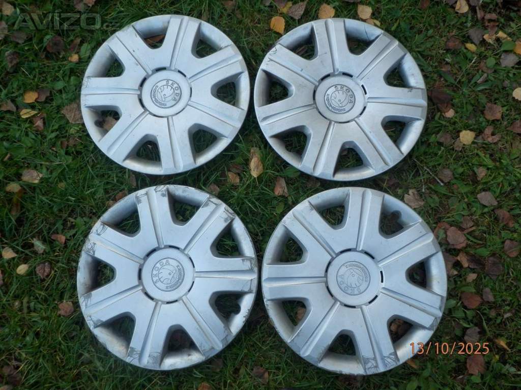 4x Originál poklice kol na ŠKODA FABIA 2  14tky. cena:800kč všechny.
