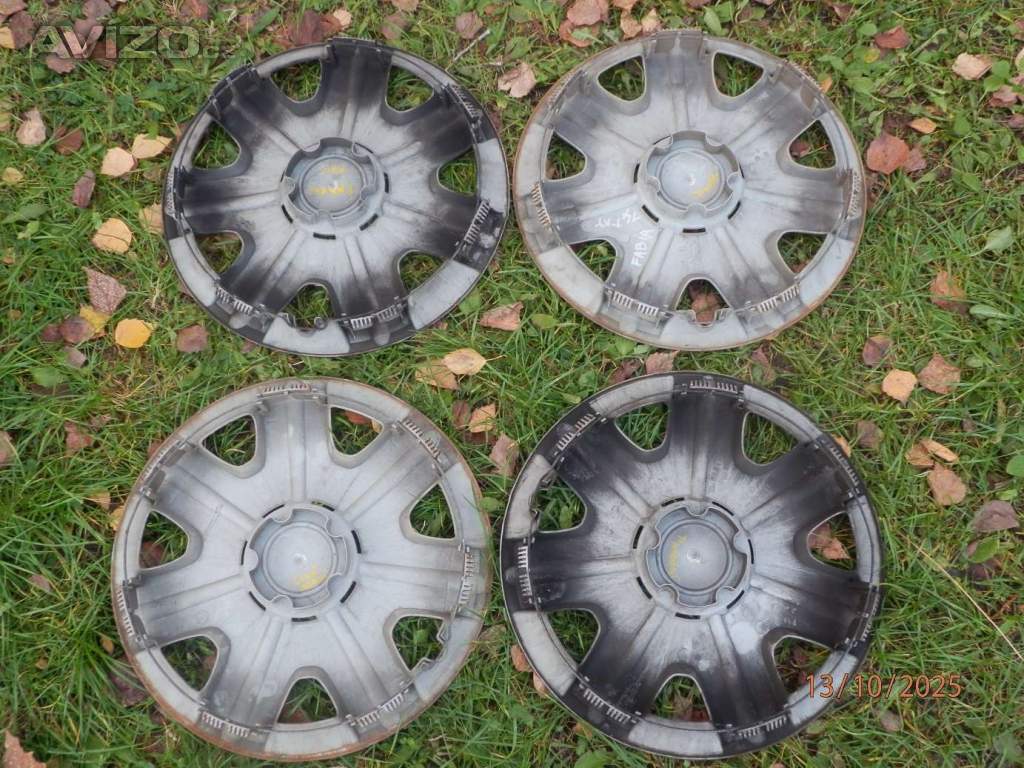 Foto inzerátu 4x Originál poklice kol na ŠKODA FABIA 2  14tky. cena:800kč všechny.