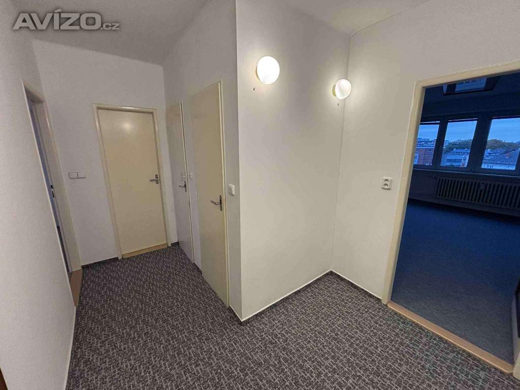 Foto inzerátu REZERVACE- CENTRUM 3+kk 67m2 + garáž ul.Sokolská třída