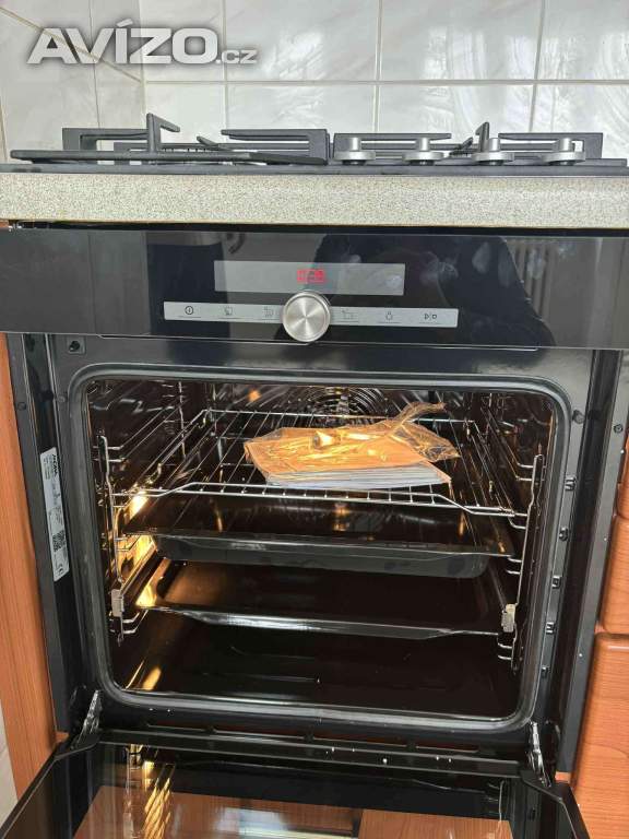 Foto inzerátu REZERVACE- CENTRUM 3+kk 67m2 + garáž ul.Sokolská třída