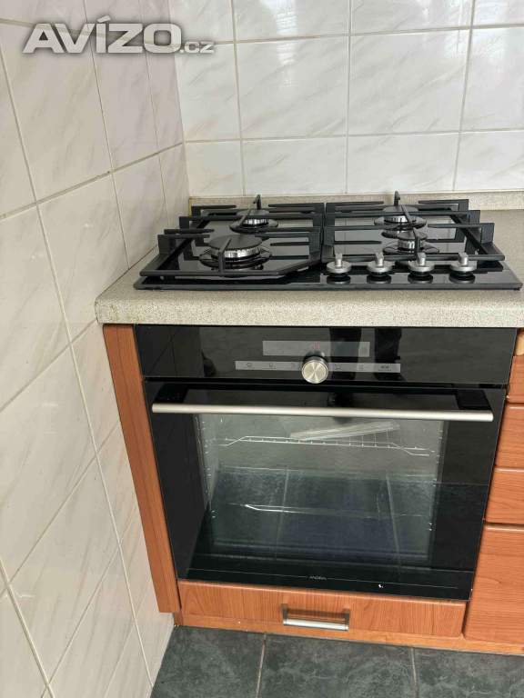 Foto inzerátu REZERVACE- CENTRUM 3+kk 67m2 + garáž ul.Sokolská třída